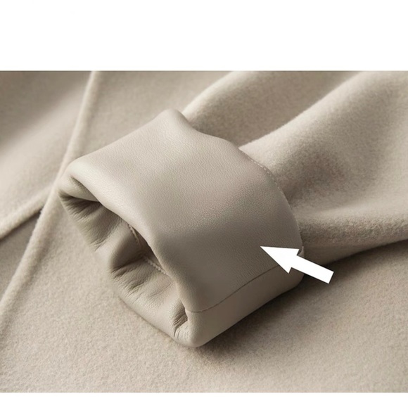 100% Wool Coat! - Picture 4 of 5